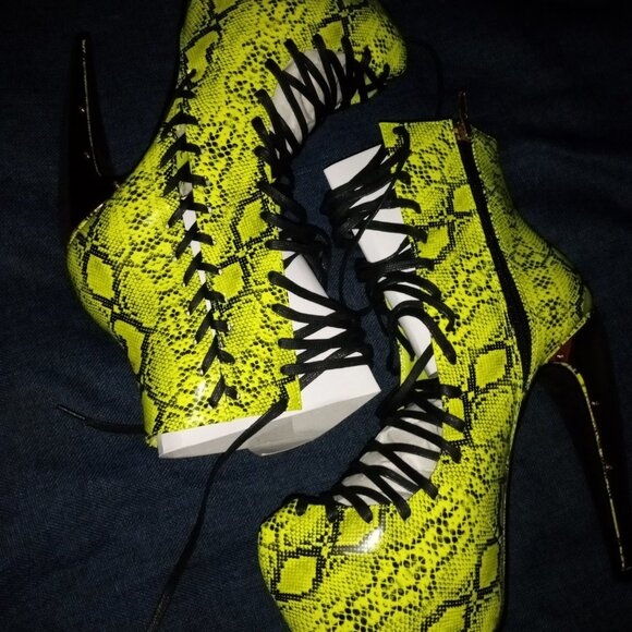 Privileged   " HIGH TIMES AHEAD " ( BRAND NEW !!! ) - Picture 5 of 5